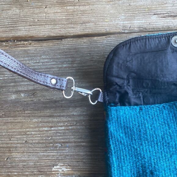 Gorgeous Wool Wristlet Clutch Purse - Picture 3 of 5